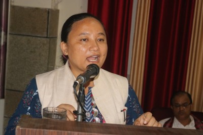 सामाजिक विकृति अन्त्य गर्न सूचना प्रणाली महत्वपूर्ण छ : मन्त्री मोक्तान